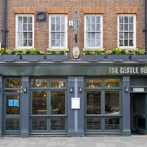 The Castle Bar Only ** Cambridge