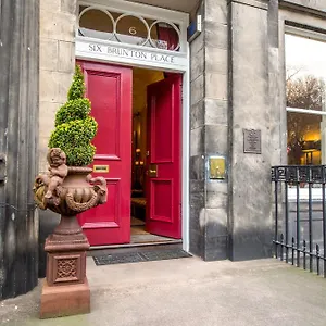 Six Brunton Place Bed & Breakfast EDI